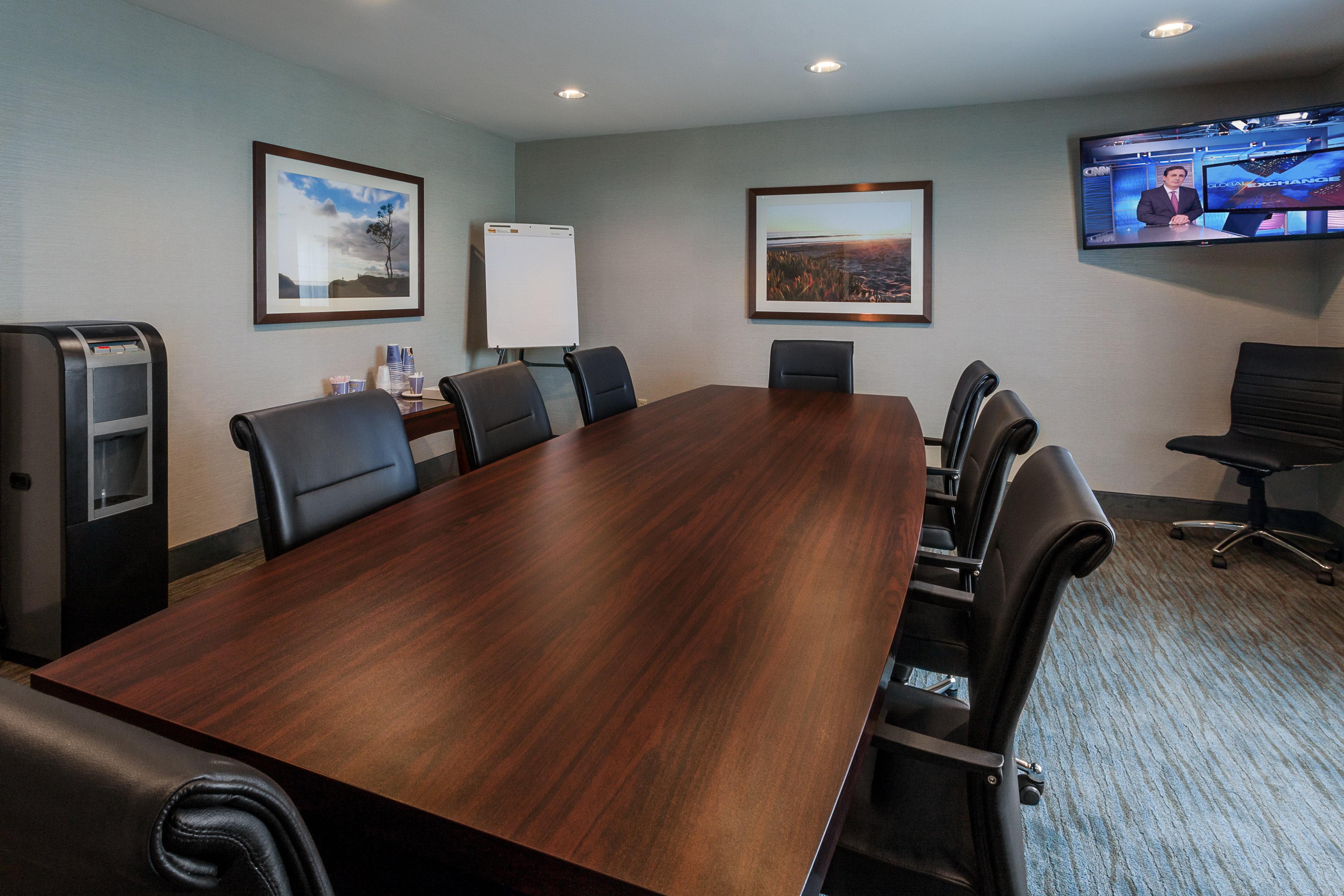 Holiday Inn Express & Suites Carpinteria By Ihg Dış mekan fotoğraf