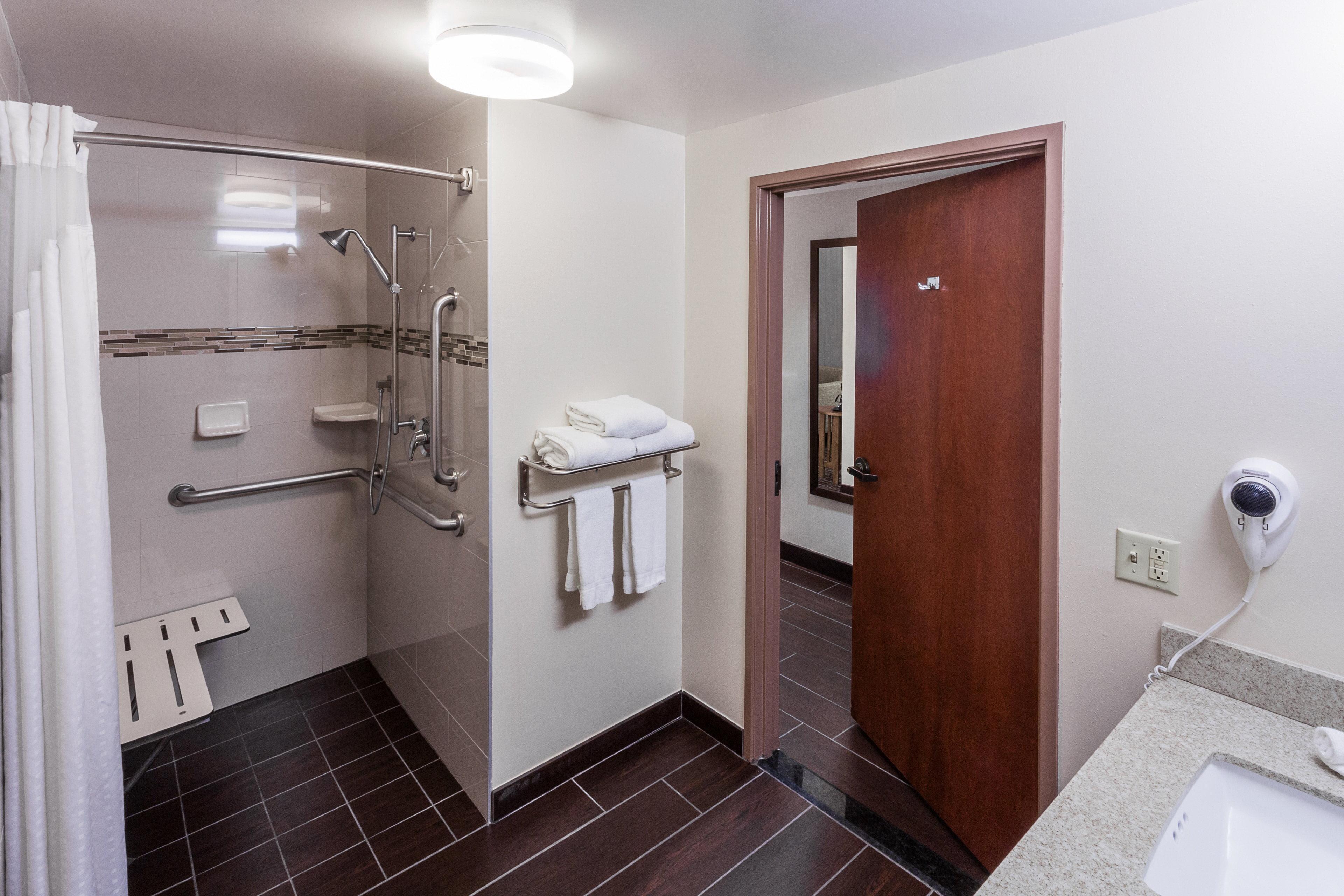 Holiday Inn Express & Suites Carpinteria By Ihg Dış mekan fotoğraf