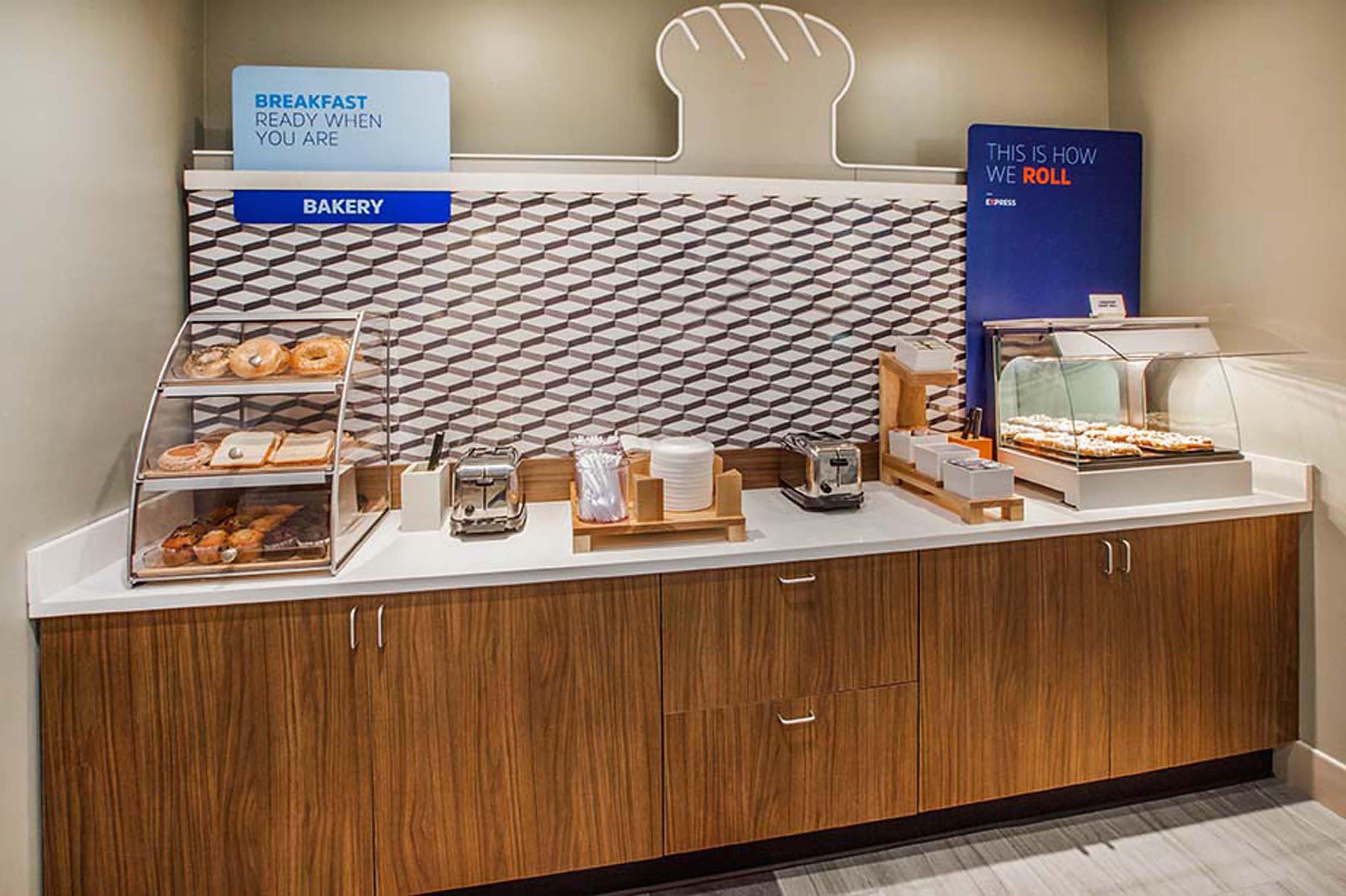 Holiday Inn Express & Suites Carpinteria By Ihg Dış mekan fotoğraf