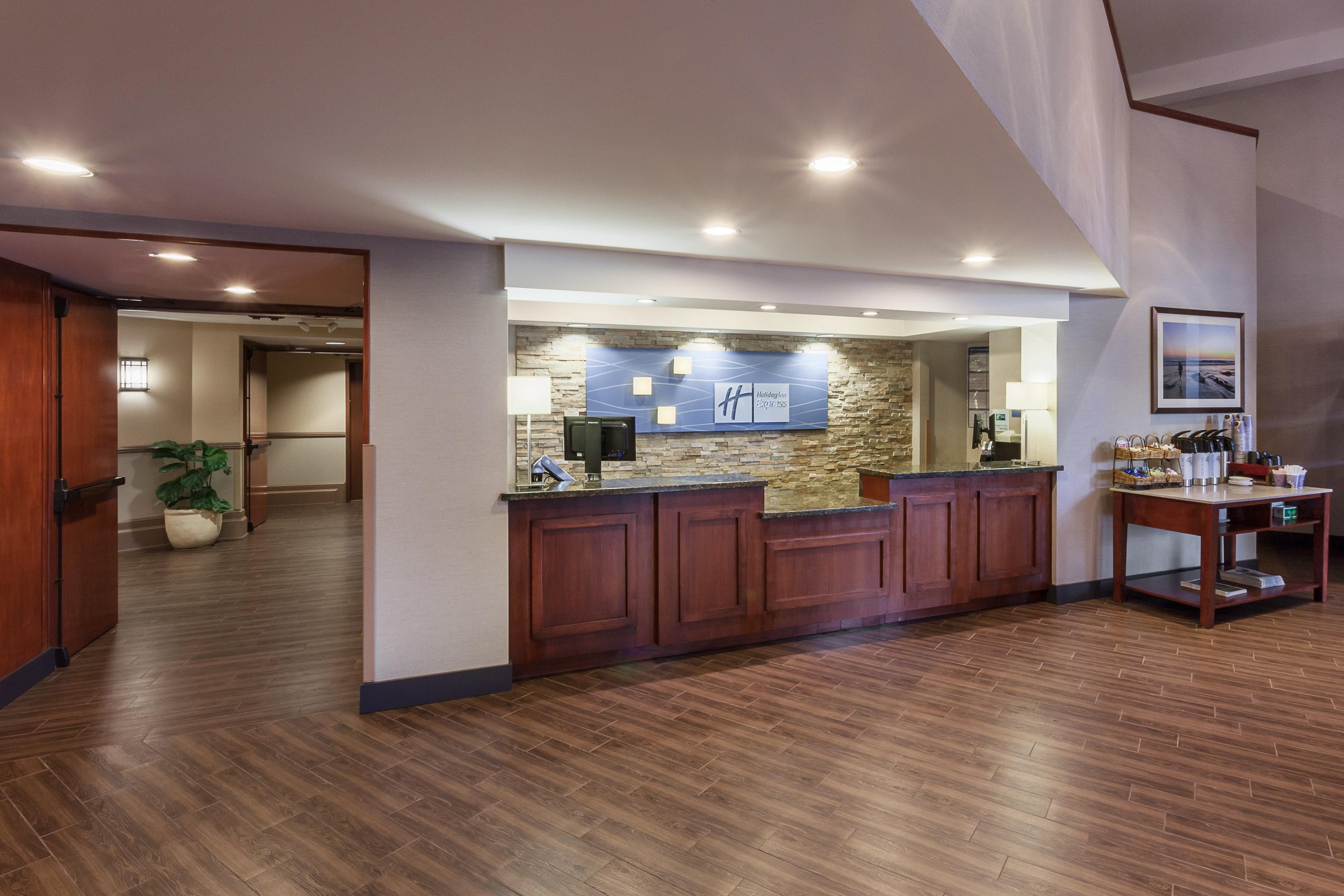 Holiday Inn Express & Suites Carpinteria By Ihg Dış mekan fotoğraf