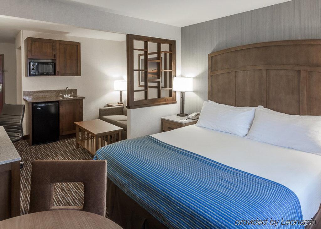 Holiday Inn Express & Suites Carpinteria By Ihg Dış mekan fotoğraf